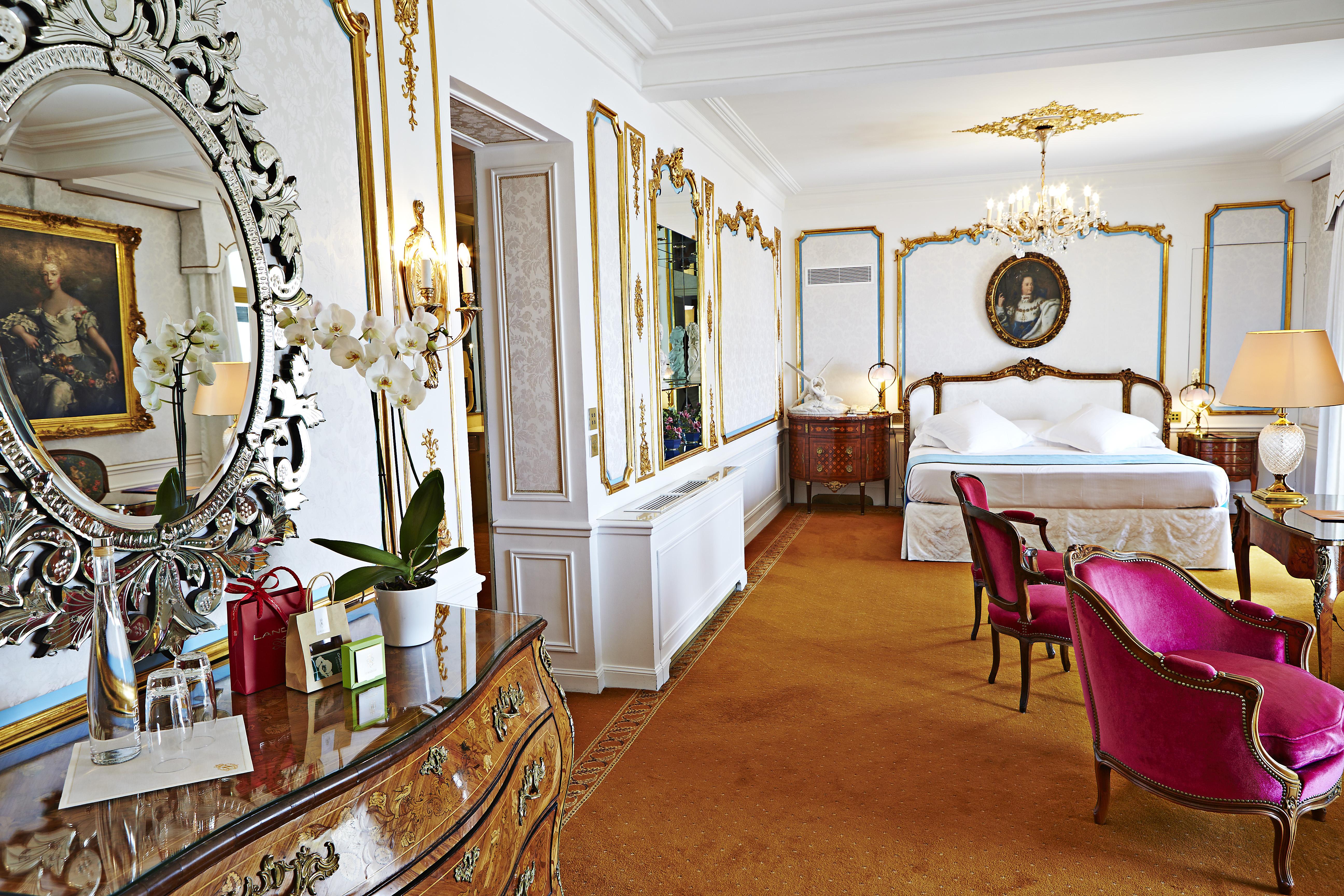 Negresco Hotel 5*