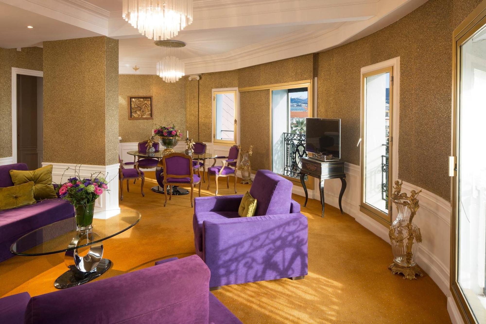 Negresco 5*