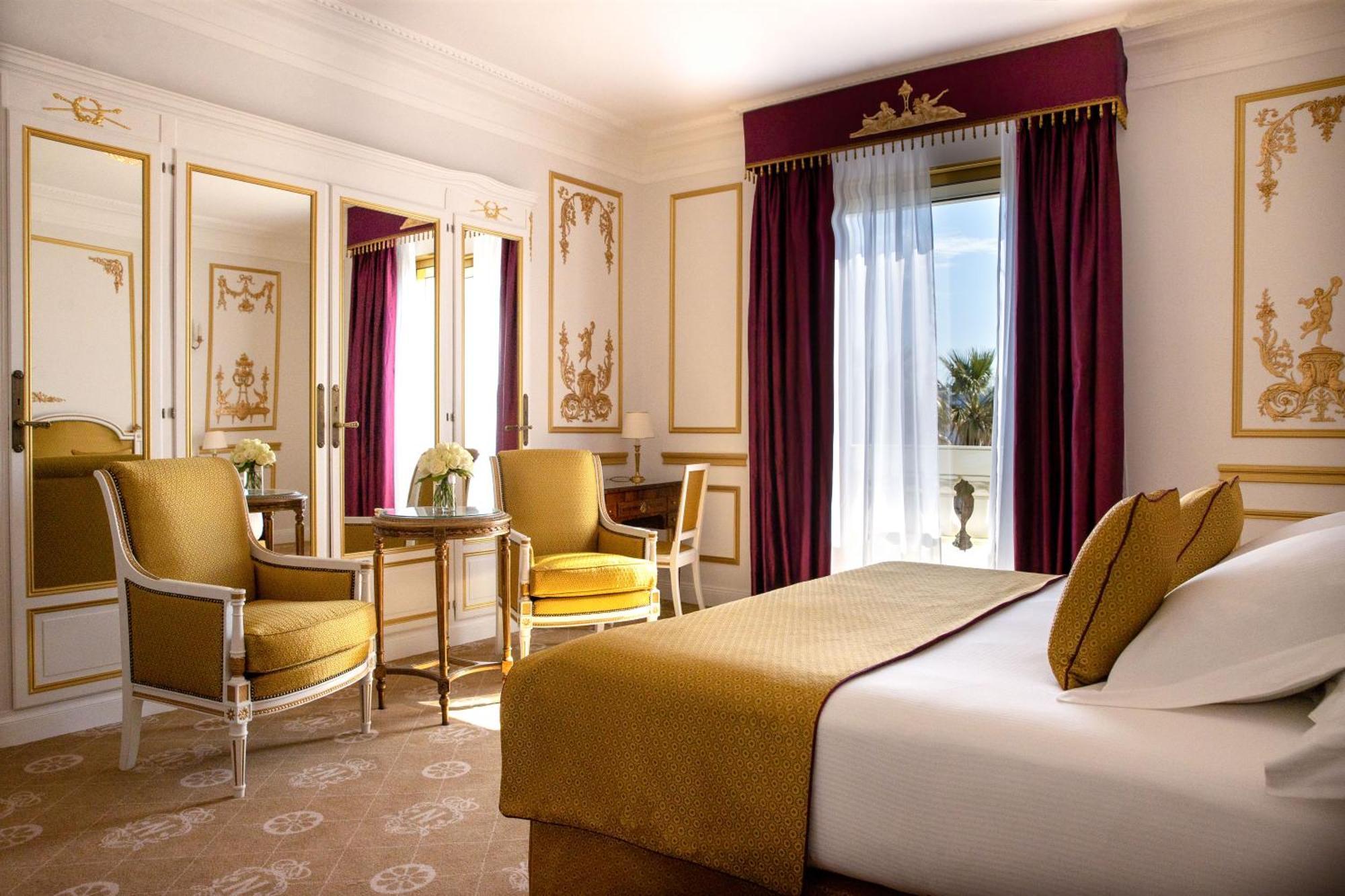 Negresco 5*