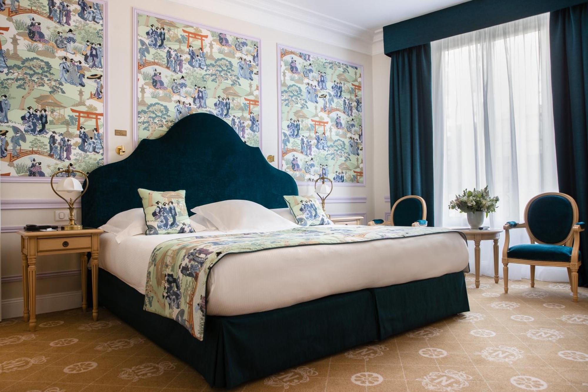 Negresco 5*